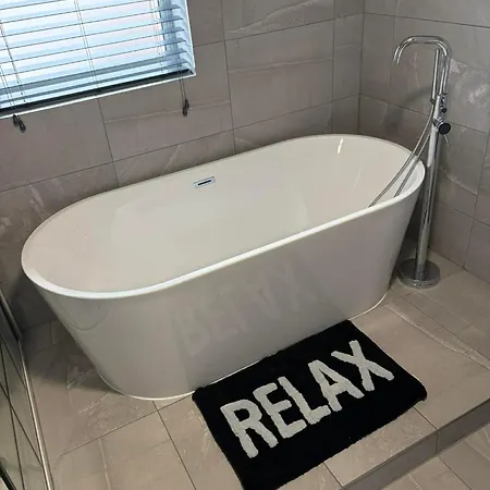 Rb&r *